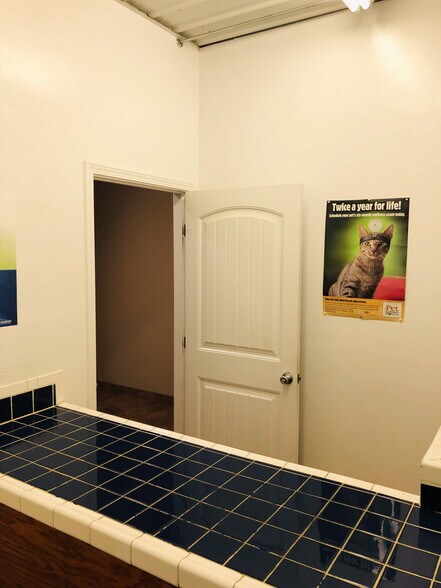 More Photos Of 36161 W Highway 51, Mannford Service For Sale