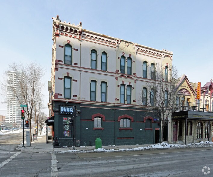 More Photos Of 1207-1243 N Water St, Milwaukee Apartments For Sale