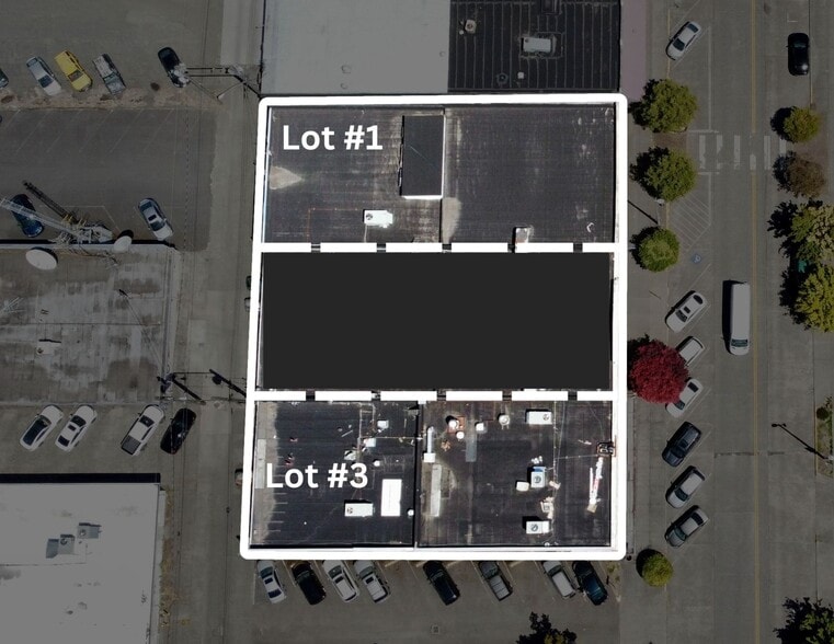 More Photos Of 1125 Commerce Ave, Longview Bar For Sale