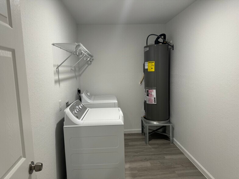 More Photos Of 1006 County Road 4615, Castroville Apartments For Sale