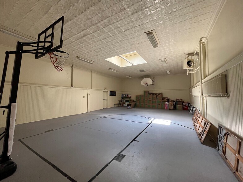 More Photos Of 127 Washington St, Binghamton Office For Sale