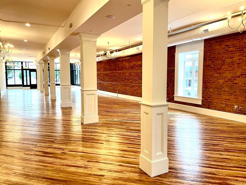 More Photos Of 114 N Walnut St, Seneca Storefront Retail Residential For Sale