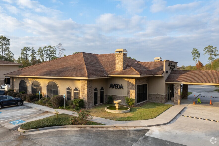 More Photos Of 2665 Royal Forest Dr, Kingwood General Retail For Lease