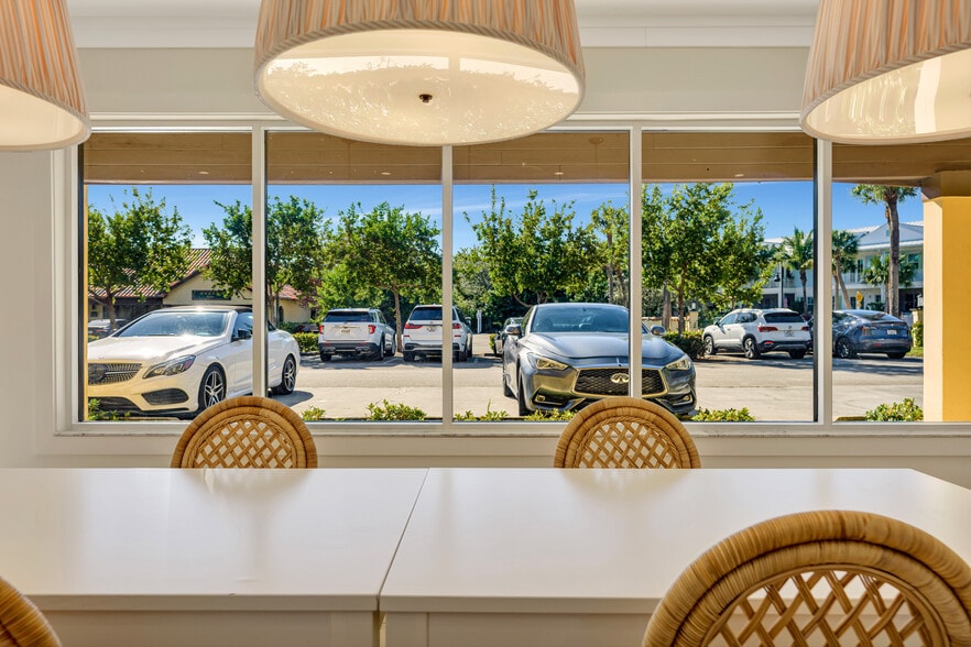 More Photos Of 725 N A1A, Jupiter Medical For Sale