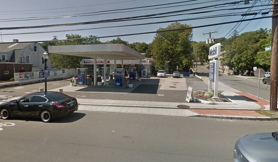 More Photos Of 936 Hope St, Stamford Service Station For Sale
