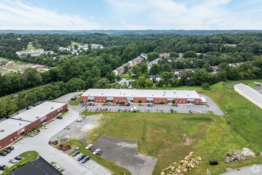 More Photos Of 11 Hagerty Blvd, West Chester Light Distribution For Lease