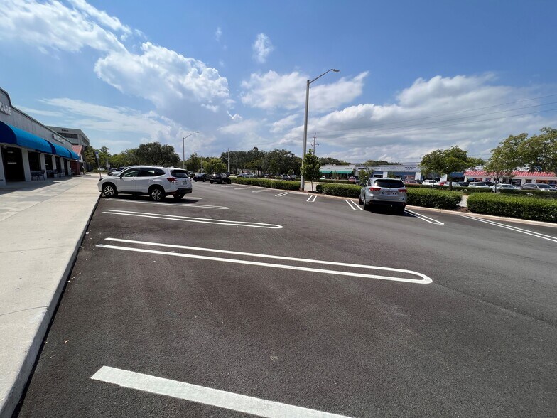 More Photos Of 9866 W Sample Rd, Coral Springs Storefront Retail Office For Lease
