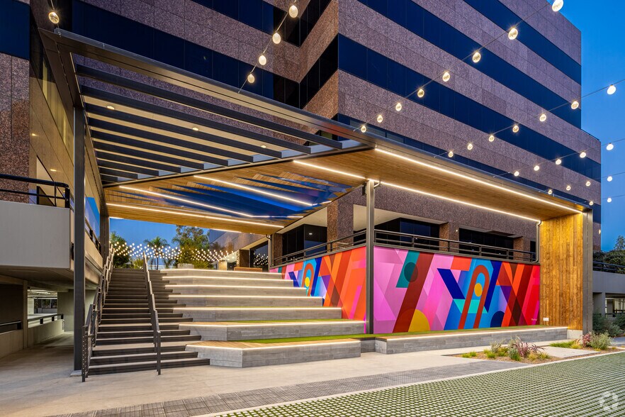 More Photos Of 3070 Bristol St, Costa Mesa Unknown For Lease