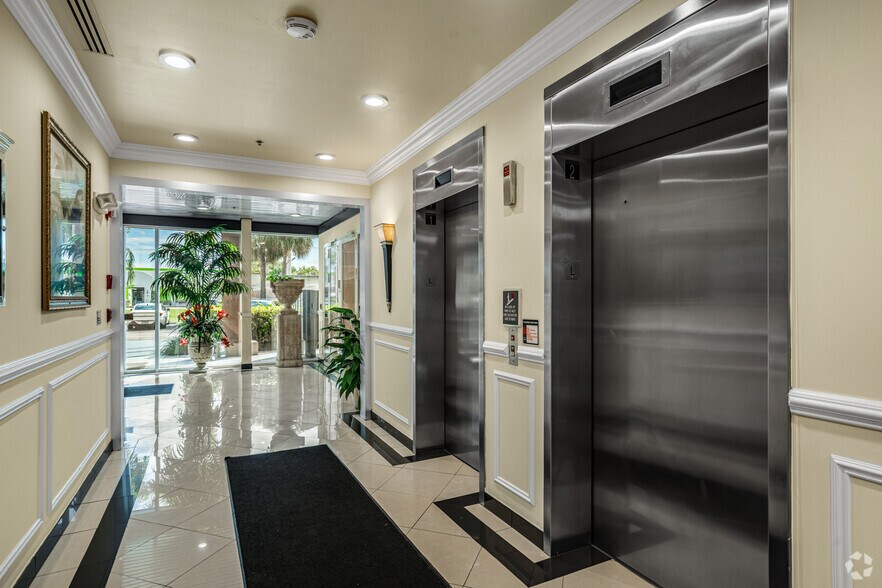 More Photos Of 6499 NW Powerline Rd, Fort Lauderdale Office For Lease