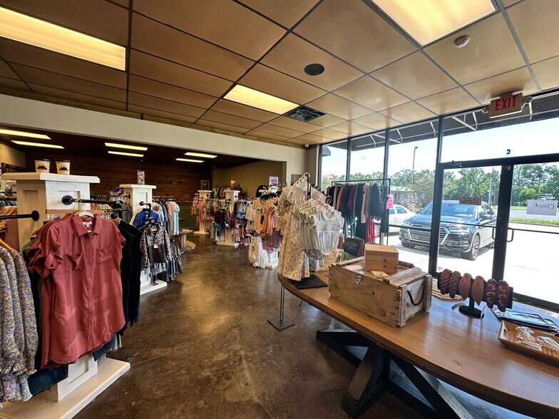 More Photos Of 36483 Old Perkins Rd, Prairieville Storefront Retail Office For Lease