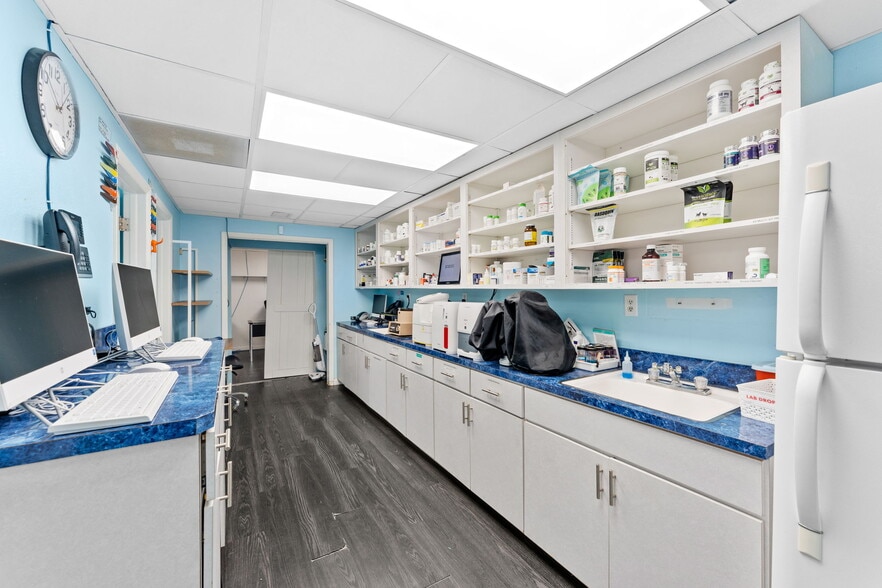 More Photos Of 1029 Sarno Rd, Melbourne Medical For Sale