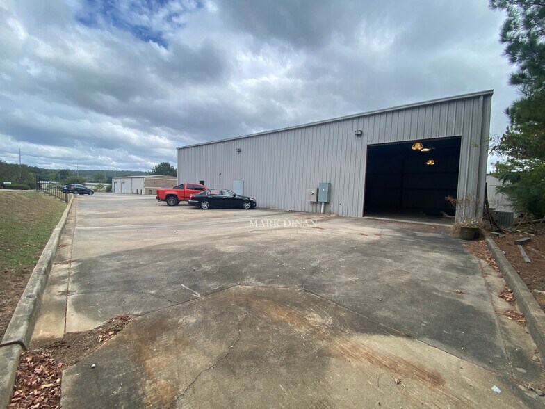 More Photos Of 205 Cloverdale Cir, Alabaster Flex For Lease