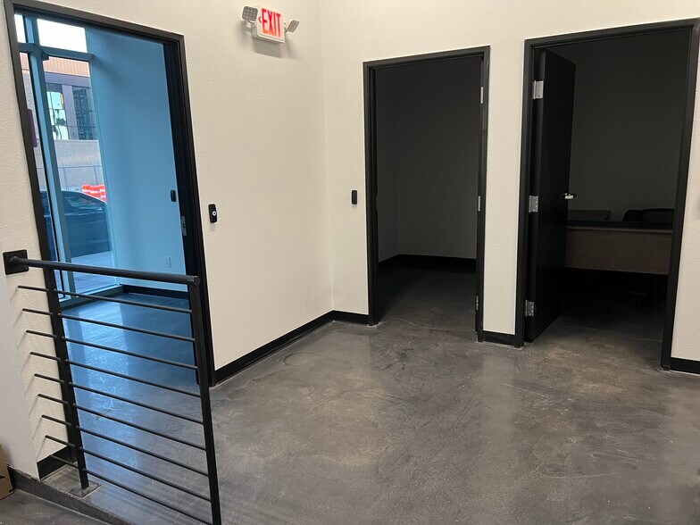 More Photos Of 353 E Bonneville Ave, Las Vegas Apartments For Lease