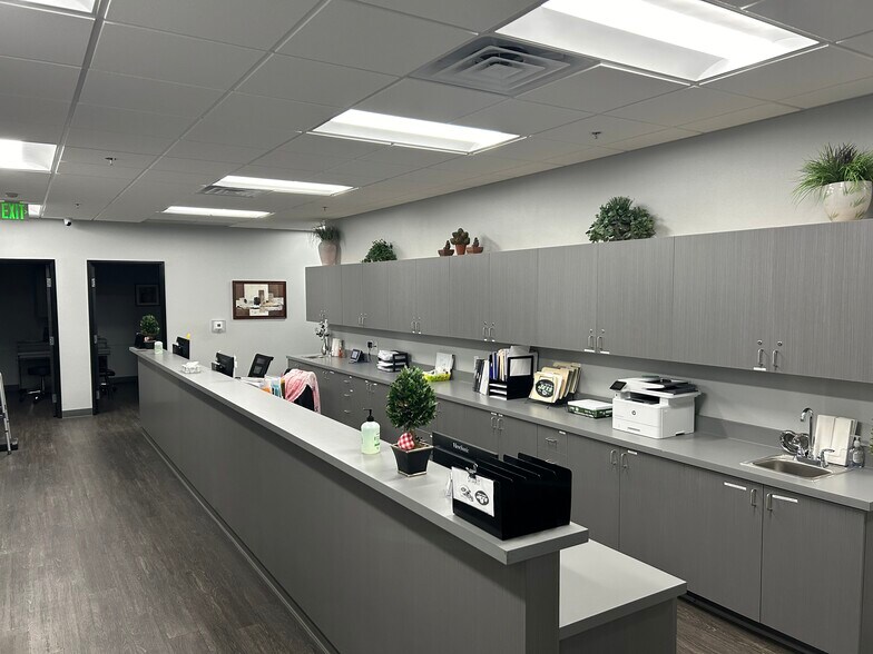 More Photos Of 7305 S Pecos Rd, Las Vegas Medical For Lease