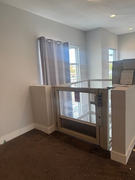 More Photos Of 7318 W Post Rd, Las Vegas Loft Creative Space For Sale