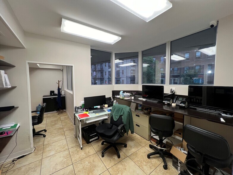 More Photos Of 2020 Cortelyou Rd, Brooklyn Coworking Space