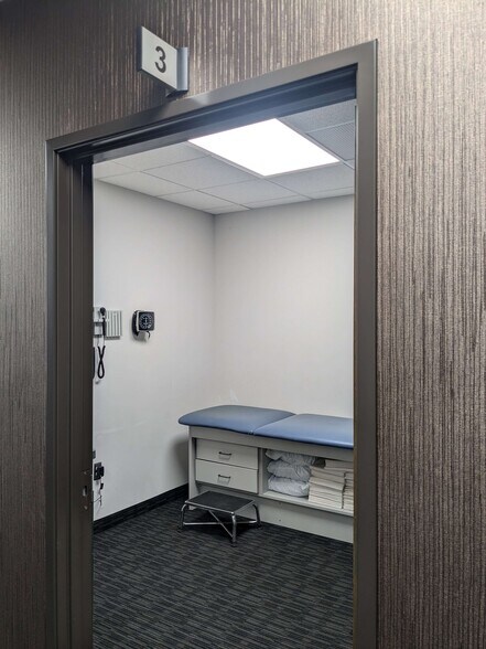 More Photos Of 6253 Grand River Rd, Brighton Unknown For Lease