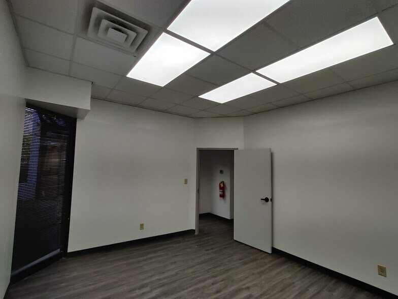 More Photos Of 1000 Hurricane Shoals Rd NE, Lawrenceville Unknown For Lease