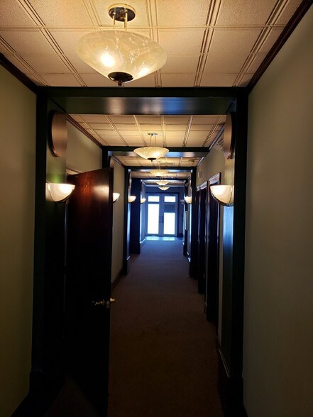 More Photos Of 720 71st St, Miami Beach Funeral Home For Lease