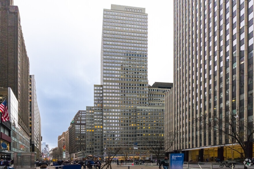More Photos Of 1407 Broadway, New York Office For Lease