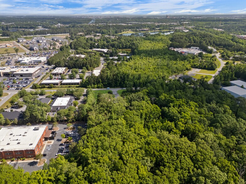 More Photos Of 119 Southern Blvd, Savannah Office For Sale