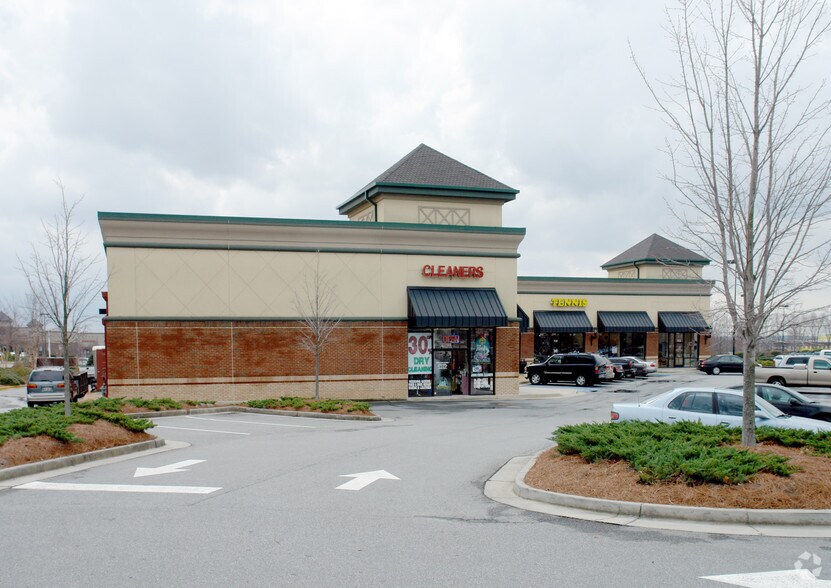 More Photos Of 3630 Peachtree Pky, Suwanee General Retail For Lease
