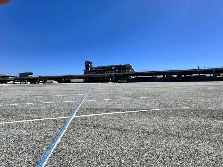 More Photos Of 1411 Mabury RD, San Jose Land For Lease