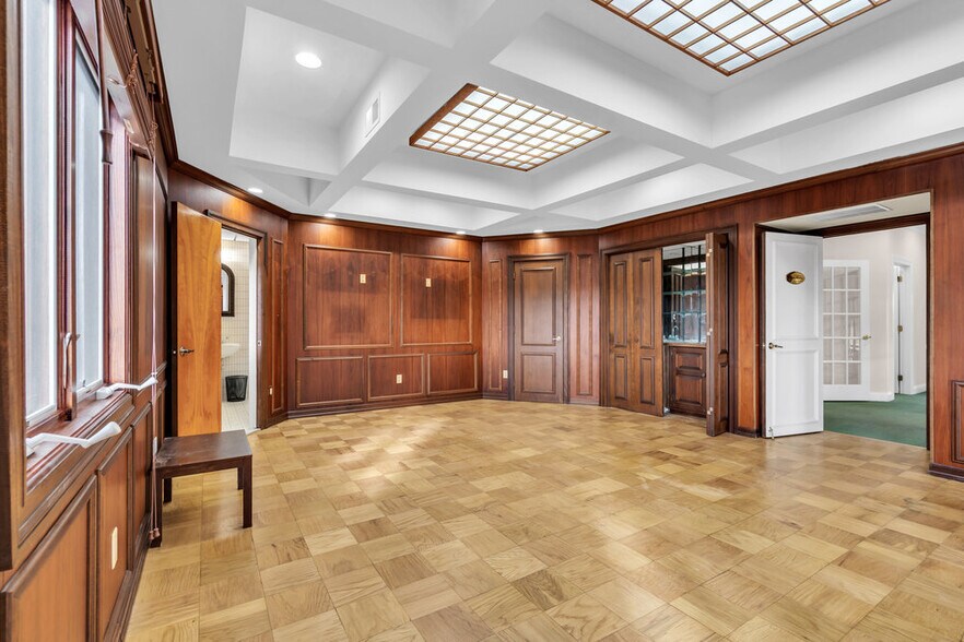 More Photos Of 1 Dag Hammarskjold Blvd, Howell Medical For Lease