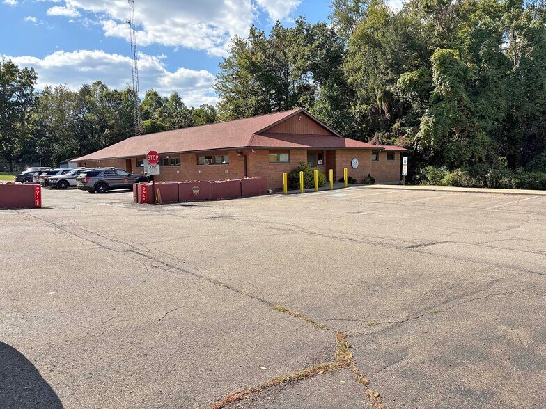 More Photos Of 6039 SR 6, Tunkhannock Office For Sale