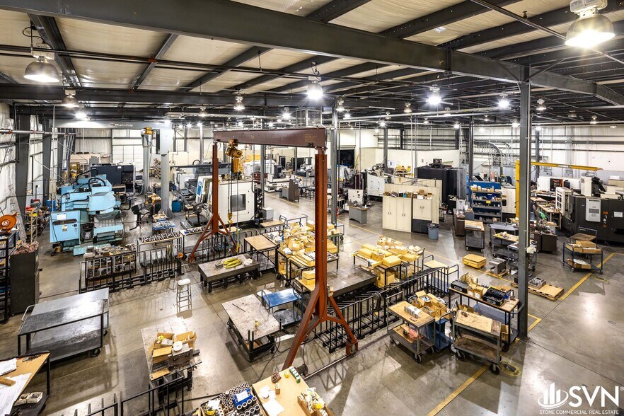 More Photos Of 95 Industrial Park Rd, Mount Vernon Distribution For Sale