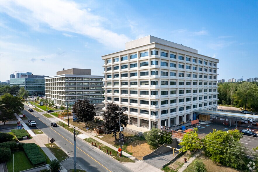 More Photos Of 240 Duncan Mill Rd, Toronto Office For Lease