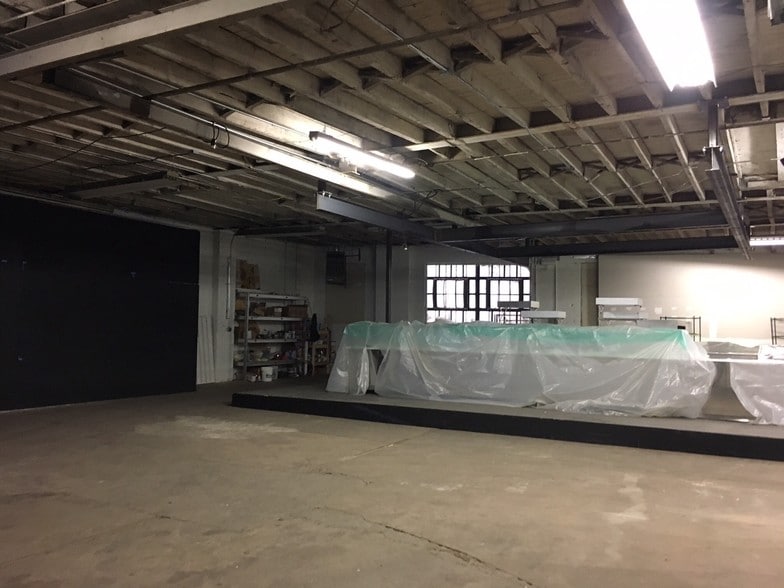 More Photos Of 3412 Borden Ave, Long Island City Warehouse For Sale