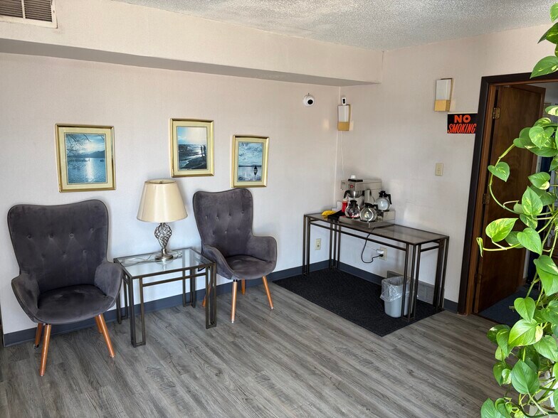 More Photos Of 100 5th St, Adair Hotel For Sale