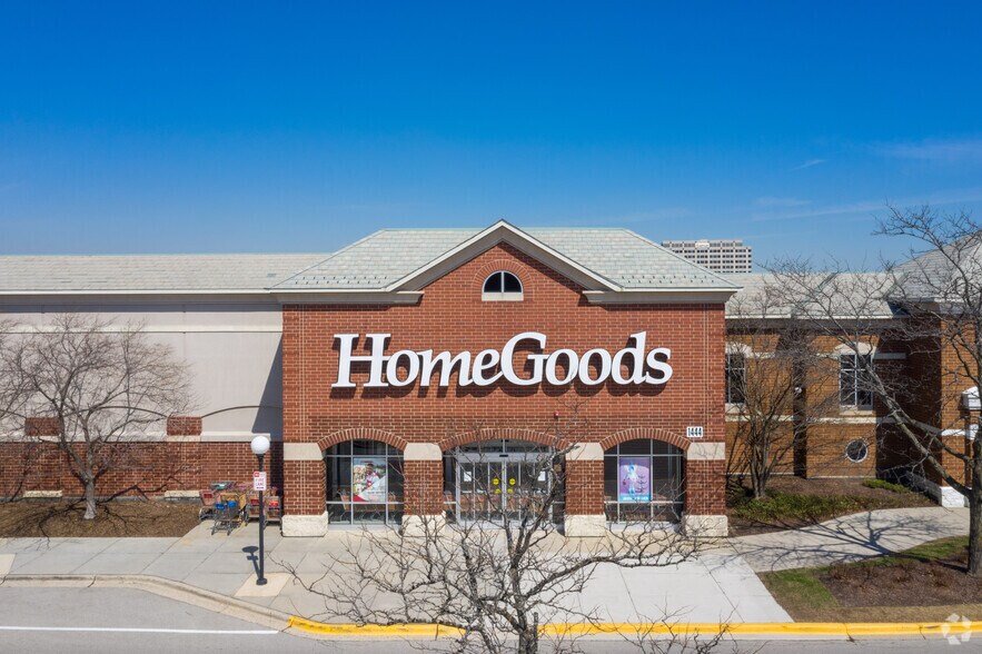 More Photos Of 1430-1540 E Golf Rd, Schaumburg Unknown For Lease