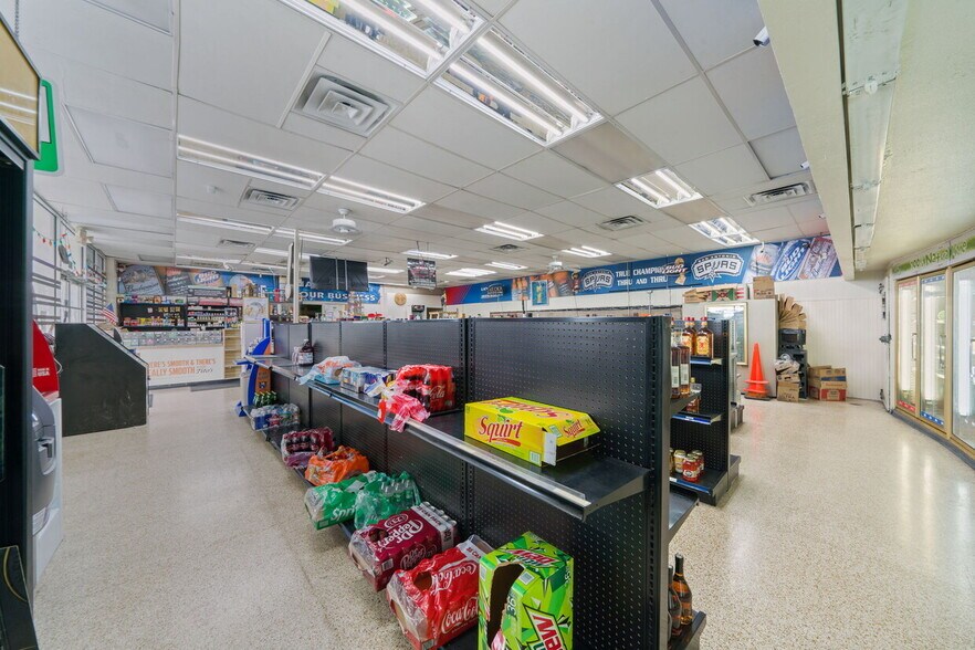 More Photos Of 6325 Bandera Rd, San Antonio Convenience Store For Sale