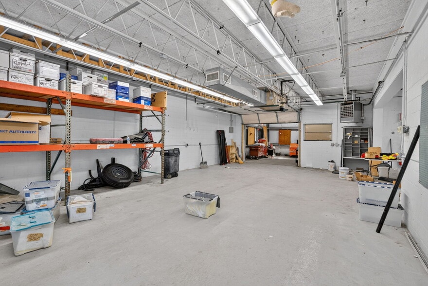 More Photos Of 234 O'Neil Blvd, Attleboro Manufacturing For Sale