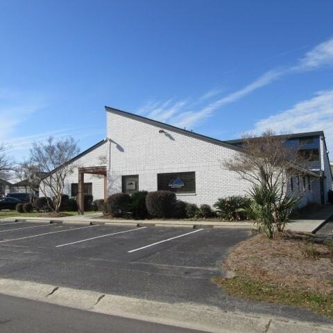 More Photos Of 8731 N Park Blvd, North Charleston Medical For Lease
