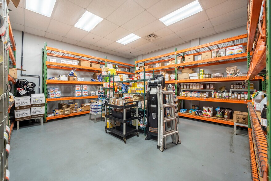 More Photos Of 5150 N State Road 7, North Lauderdale Refrigeration Cold Storage For Lease