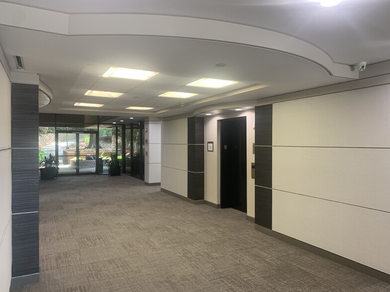 More Photos Of 8300 Dunwoody Pl, Atlanta Unknown For Lease