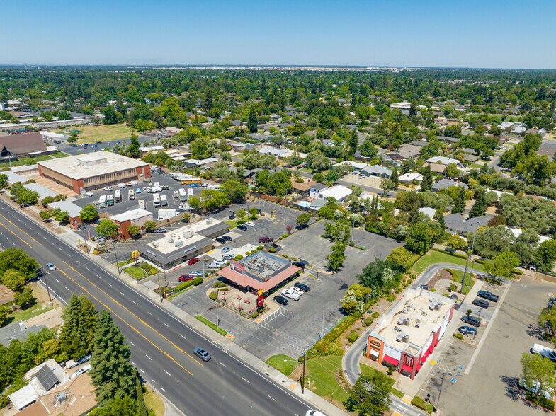 Primary Photo Of 4205 Marconi Ave, Sacramento Fast Food For Lease