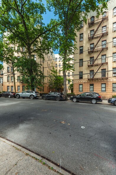 More Photos Of 3871 Sedgwick Ave, Bronx Multifamily For Sale
