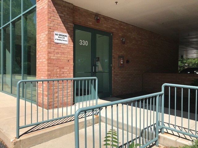 More Photos Of 330 Bear Hill Rd, Waltham Office For Lease