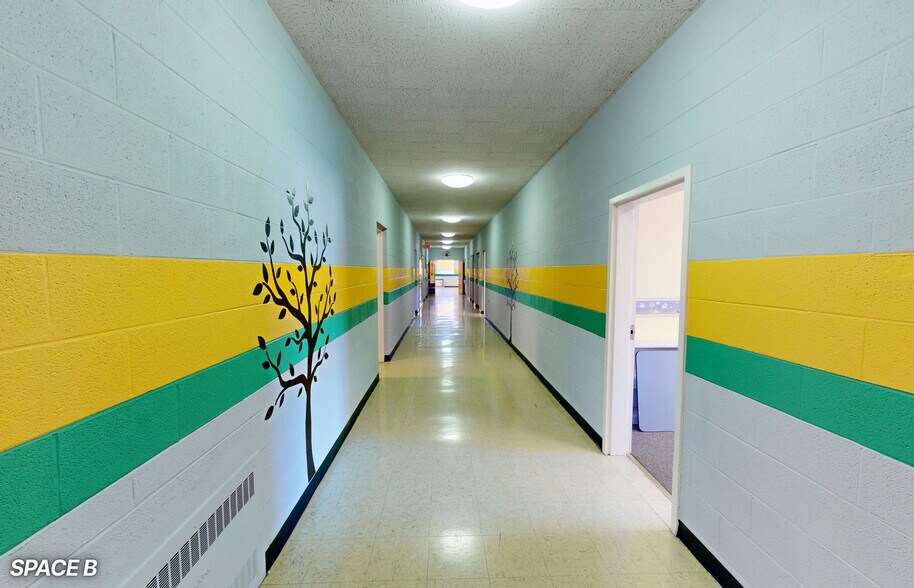 More Photos Of 4493 Bonsack Rd, Roanoke Specialty For Lease