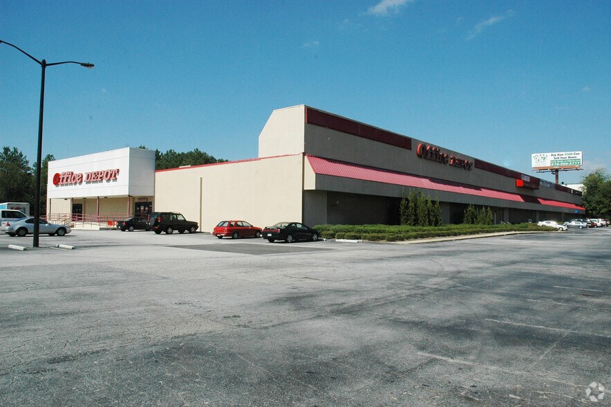 More Photos Of 4505-4527 Fulton Industrial Blvd SW, Atlanta Freestanding For Lease