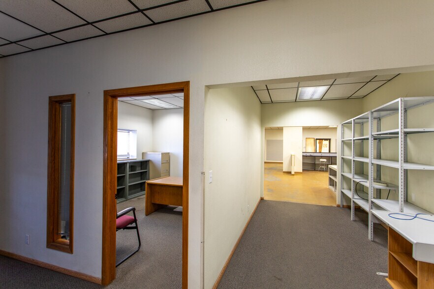 More Photos Of 100 9th Ave S, Great Falls Warehouse For Sale