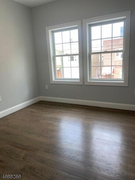 More Photos Of 12 Adams St, Newark Specialty For Sale