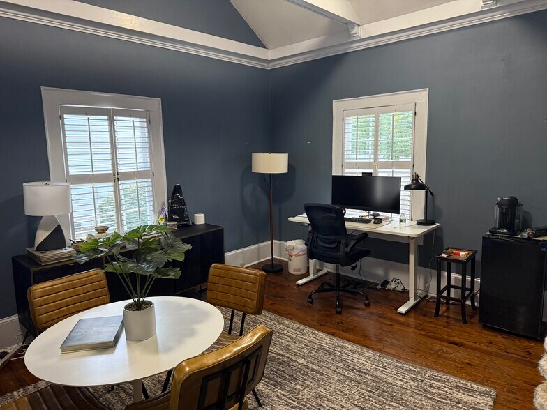 More Photos Of 1014 Canton St, Roswell Office Residential For Sale