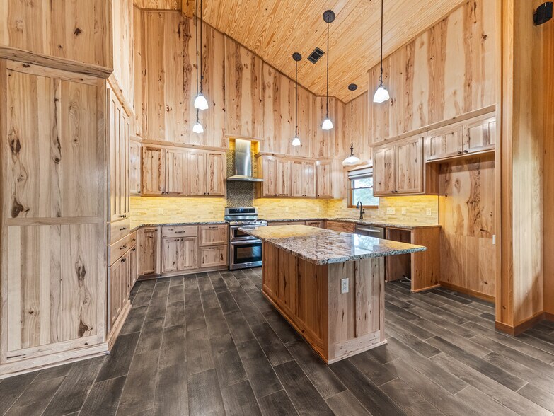 More Photos Of 110 Lizard ln, Story Specialty For Sale