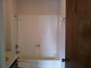 More Photos Of 518-604 Bartlett St, Poplar Bluff Apartments For Sale