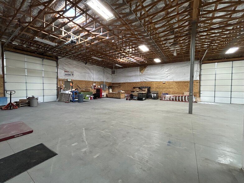 More Photos Of 195 Ingenuity Ave, Sparks Unknown For Lease